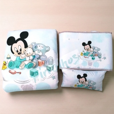 Conjunto de roupa de bebé com estampado Disney do Mickey e ursinhos