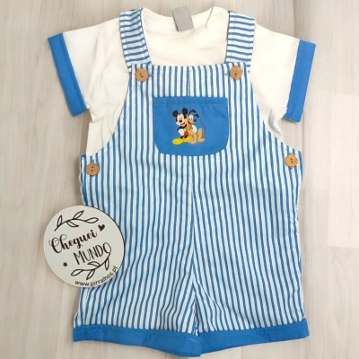 Conjunto infantil t-shirt branca com jardineiras riscas azuis e brancas com bolso azul e estampa Disney
