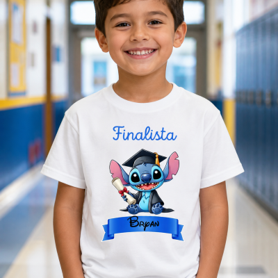 Camiseta branca infantil com personagem azul e texto Finalista Bryan