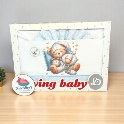 Conjunto de cama para bebé com ursinho e padrão azul e branco