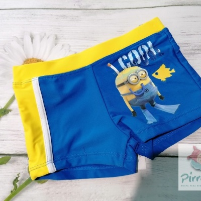 Dois pares de calções de banho infantis azul e amarelo com estampa dos Minions
