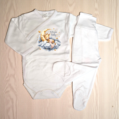 Conjunto roupa bebé branco com ilustração e texto Welcome baby