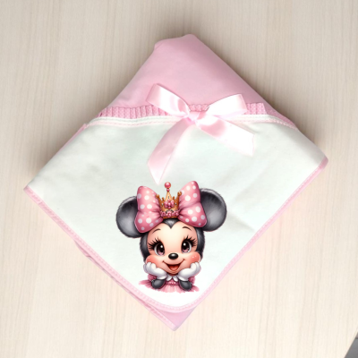 Manta de bebé branca e rosa com laço e estampa de personagem Minnie Mouse com coroa