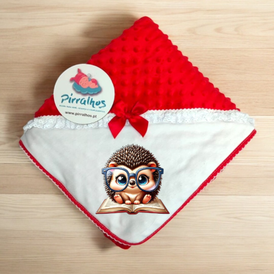 Cobertor de bebé vermelho e branco com ouriço e etiqueta Pirralhos