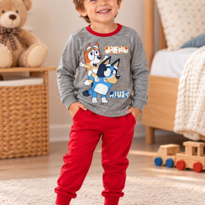 Pijama infantil com camisola cinzenta estampada e calças vermelhas