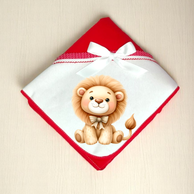 Toalha infantil branca com borda vermelha e leão cartoon