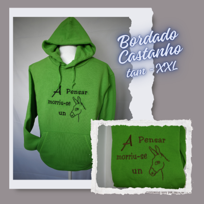 Camisola verde com capuz e bordado castanho