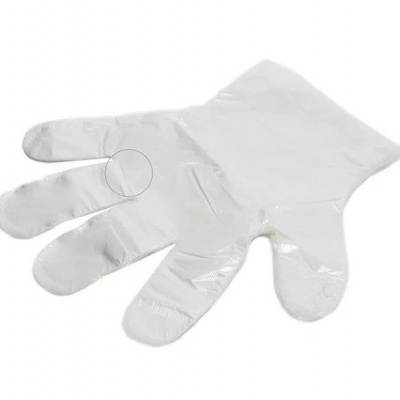 Luva descartável transparente em plástico fino com cinco dedos