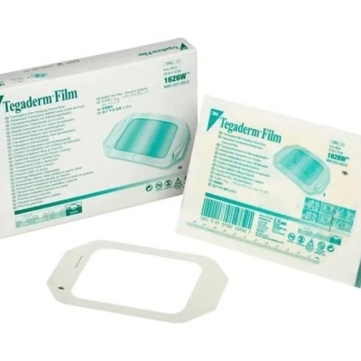 Embalagem e curativo Tegaderm Film branco e verde