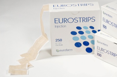 Caixa de Eurostrips Injection com riscas adesivas e embalagem branca