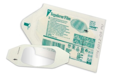 Filme Tegaderm 3M transparente em embalagem branca