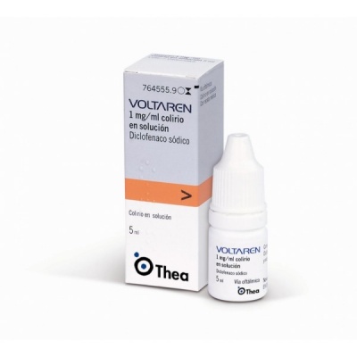 Frasco e embalagem do colírio Voltaren 1 mg/ml com diclofenaco sódico, 5 ml, marca Thea