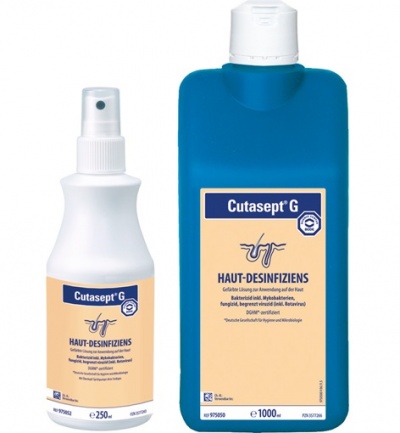 Duas embalagens de desinfetante para pele Cutasept G, uma branca spray 250 ml e uma azul 1000 ml