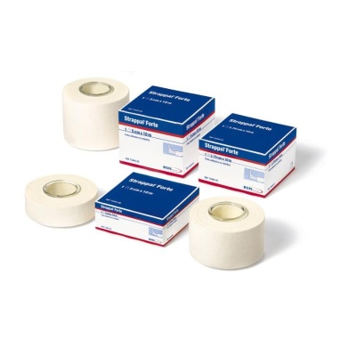 Rolos de fita adesiva branca e caixas STRAPPAL FORTE