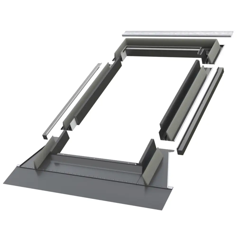 Conjunto de molduras metálicas cinzentas sobre fundo branco