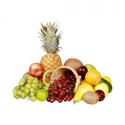 Fruta fresca variada com abacaxi, maçã, uvas, limão, cerejas, coco, pêra, kiwi, laranja em fundo branco