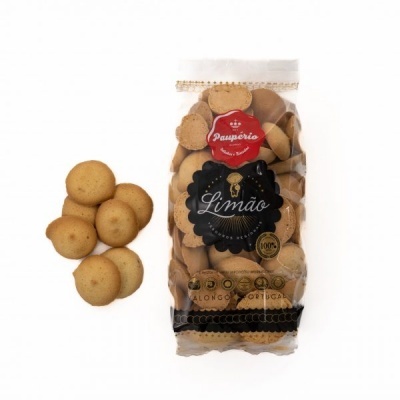 Pacote transparente de bolachas redondas amarelas com rótulo colorido