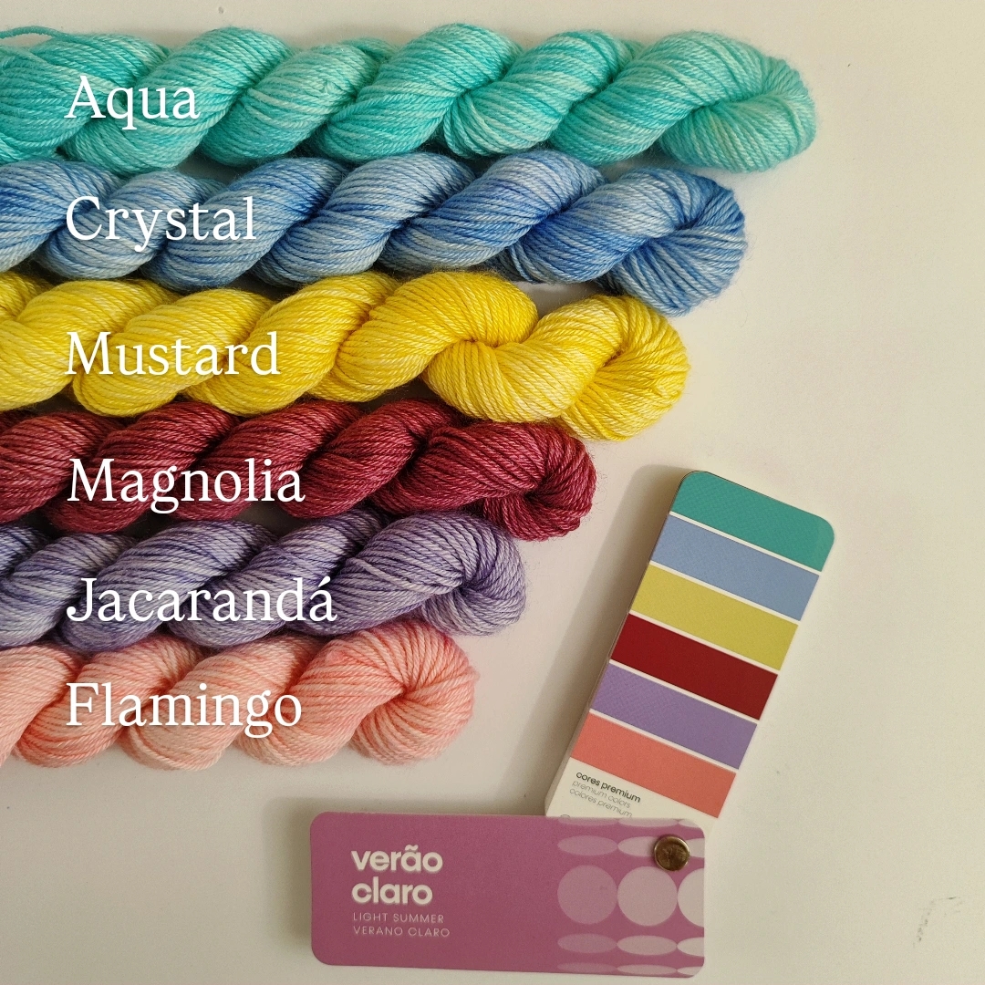 Minis Bundles - SILK MERINO Novelos de lã coloridos e amostra de cores com texto em português