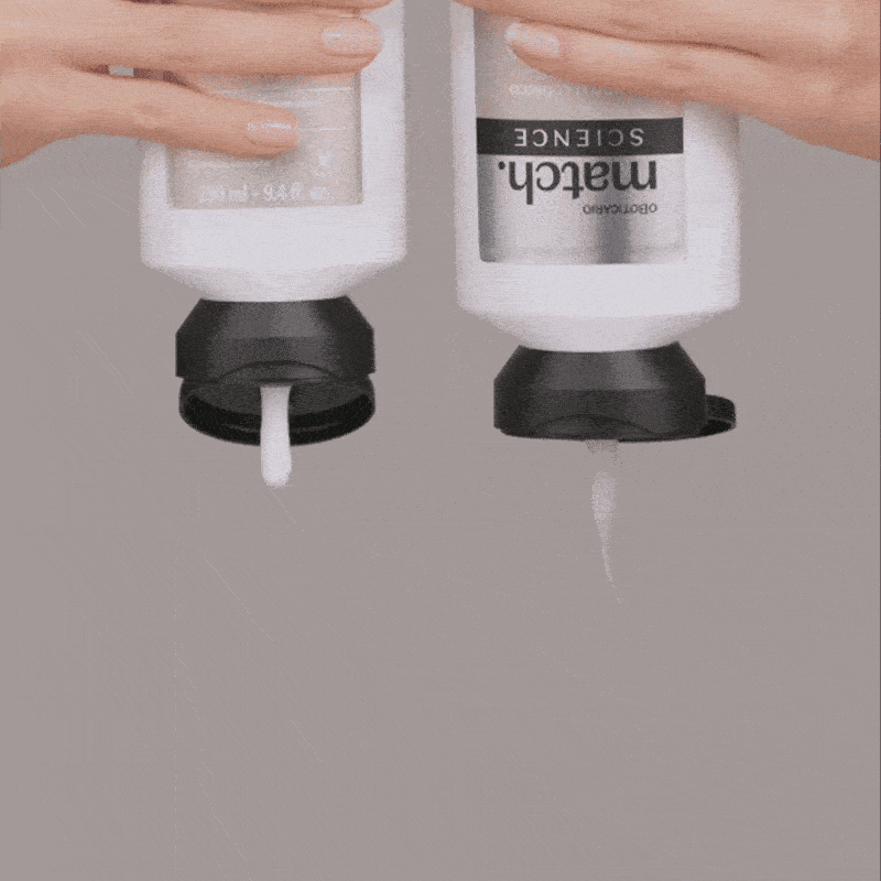 Shampoo Match Science Pré e Pós-Química, 300ml Frascos brancos com tampas pretas e texto 'match. SCIENCE'