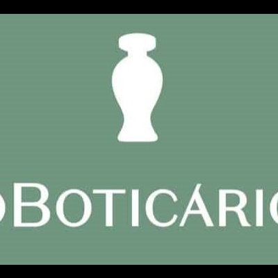 Logótipo branco O BOTICÁRIO com ícone em fundo verde