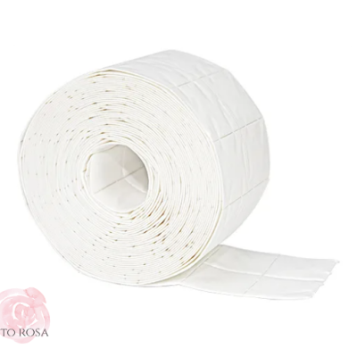 Rolo branco de toalhetes com padrão quadriculado e logo PONTO ROSA