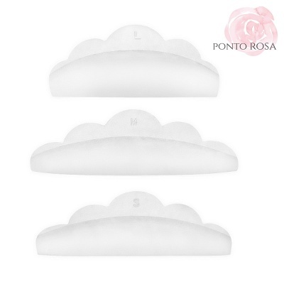 Três peças brancas em tamanhos L, M e S com fundo branco e logótipo PONTO ROSA