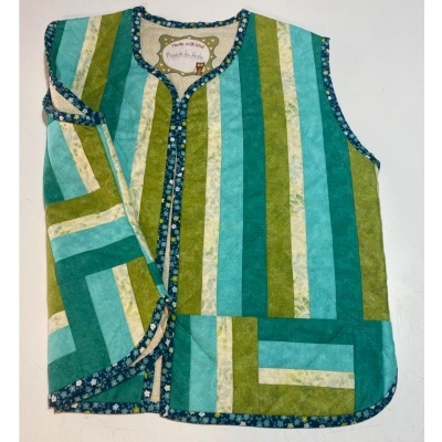 Passo-a-passo | Pontotextil - Colete com folho em Patchwork