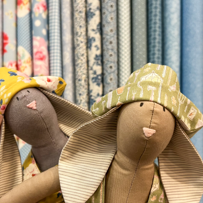 Kit Coelhinho Tilda | Passo-a-Passo, Moldes e Materiais