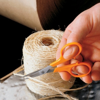 Fiskars | Tesoura para Bordado 10cm