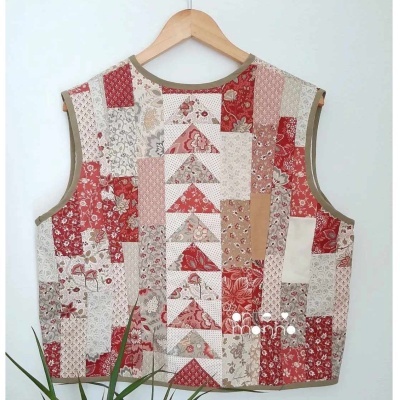 Passo-a-passo | Pontotextil - Colete com folho em Patchwork