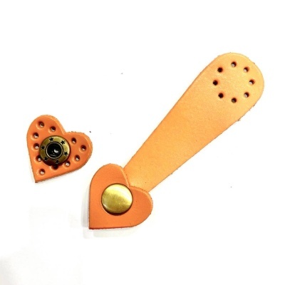 Fecho | Couro Sintético - Coração