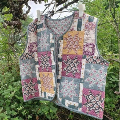 Passo-a-passo | Pontotextil - Colete com folho em Patchwork