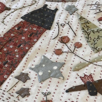 Pré-Venda | Hatched and Patched - Tinsel Lane