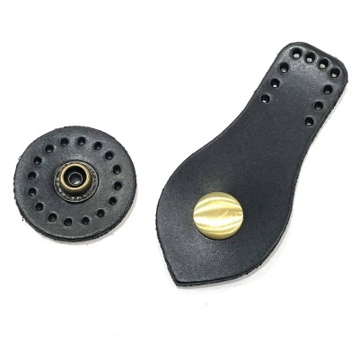 Fecho em Couro Sintético Preto Gota