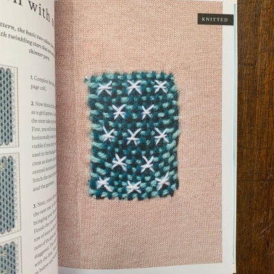 Livro | Erin Eggenburg - The Mending Directory