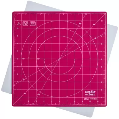 Needle & Bear's | Base de Corte Rotativa 12" x 12"