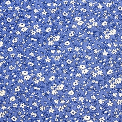 Tecido Azul Médio com Flores Brancas