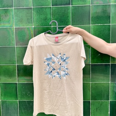 T-Shirt | Estrela Patchwork - Azul e Branca