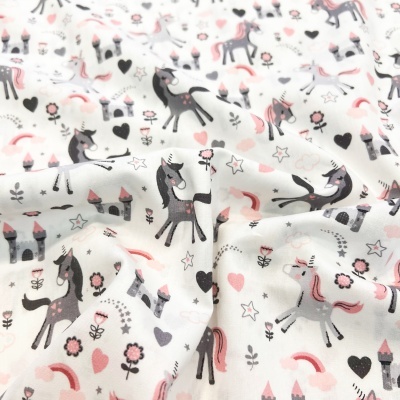 Tecido Poppy | Lovely Unicorns - Branco