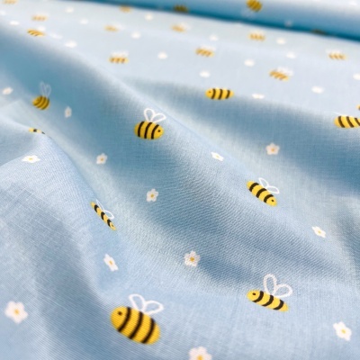 Tecido Poppy | Bee with Flowers - Azul
