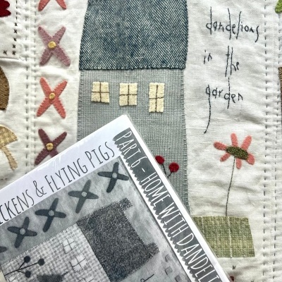 Bloco do Mês - Hatched and Patched | Dancing Chickens & Flying Pigs - Parte 6