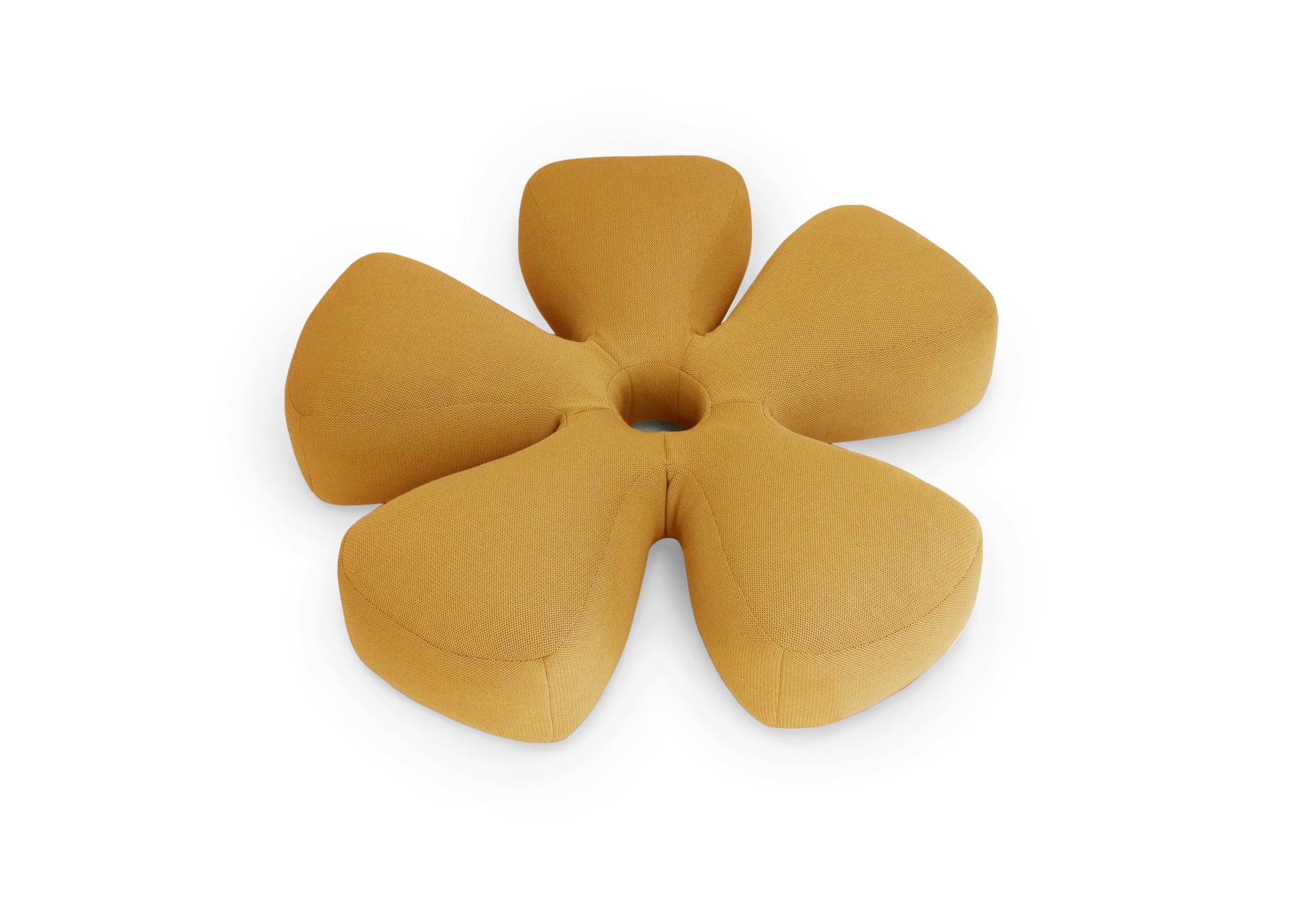 FLOWER L Almofada amarela mostarda em forma de flor com cinco pétalas e furo no centro
