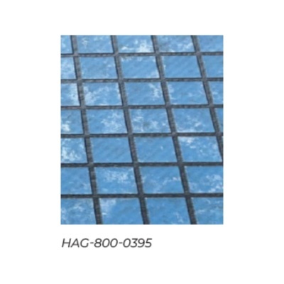 Mosaico de azulejos quadrados azuis com linhas escuras de separação e código HAG-800-0395