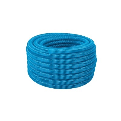 Mangueira de plástico azul enrolada