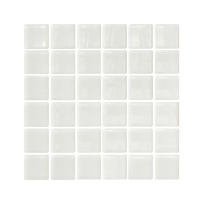 Azulejos quadrados brancos com acabamento brilhante