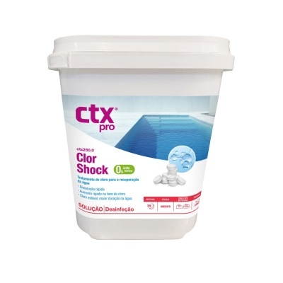 Embalagem branca de produto para tratamento de piscinas com texto e imagem de piscina