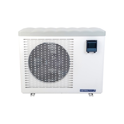 Bomba de calor branca com grelha frontal e visor digital