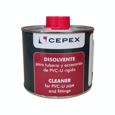 Lata metálica com tampa vermelha contendo dissolvente para tubería e acessórios de PVC-U rígido