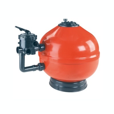 Filtro de piscina redondo vermelho com válvulas pretas