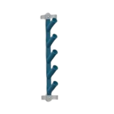 Suporte azul com cinco ganchos, base e topo cinzentos, fundo branco